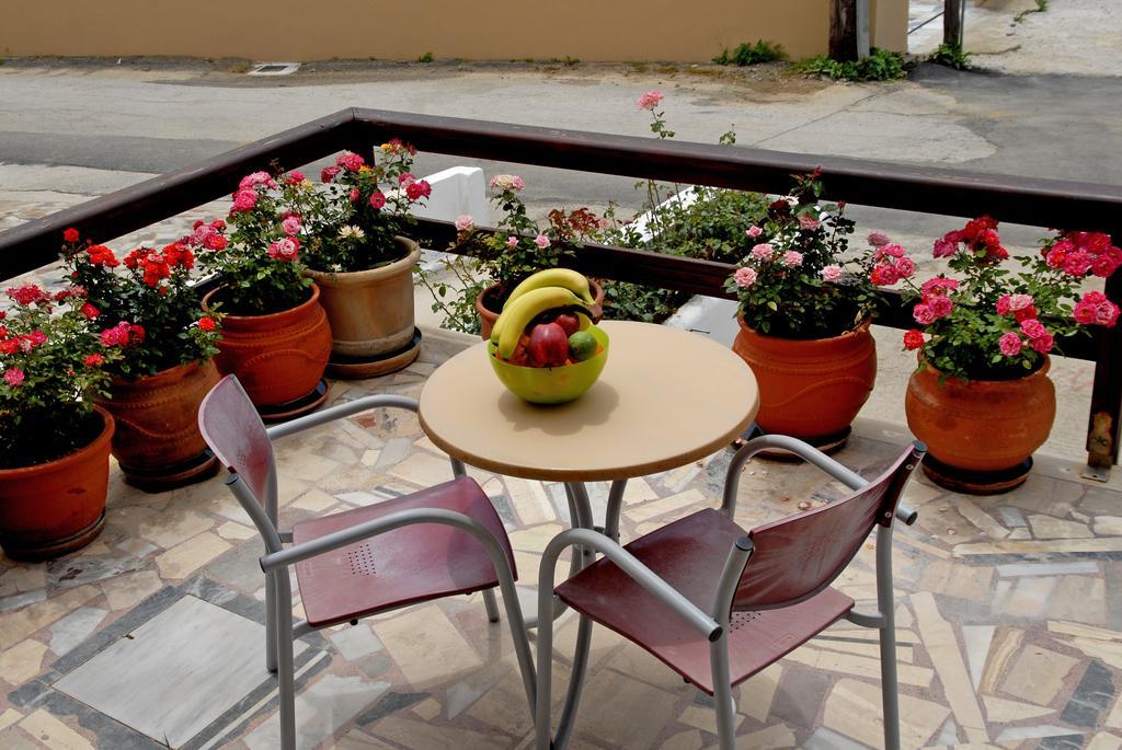 Pension Kyriakos Plakias Exterior foto